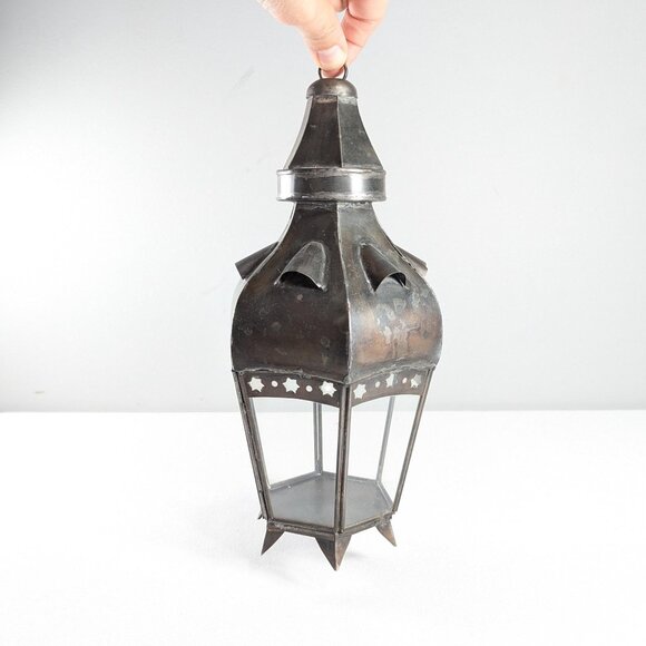 Vintage Moroccan metal pendant lantern, Small Ottoman Islamic porch foyer - Picture 5 of 10